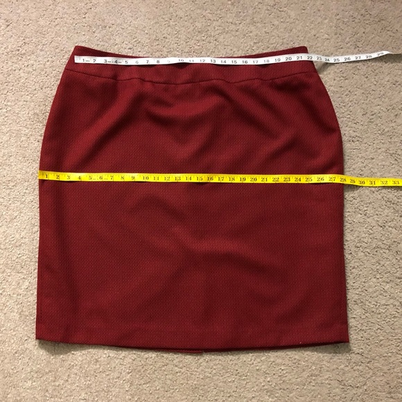 Le Suit Separates Skirt Sz 22W Elegance Classic Red Pencil Straight - Picture 5 of 12